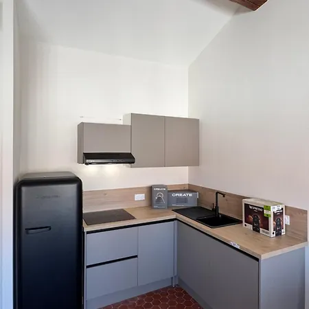 #201-heart Of Vieil - Place Nationale-high-end Newly Renovated & Furnished Antibes
