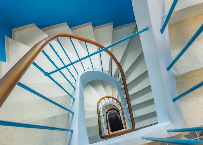 Апартаменти #201-heart Of Vieil - Place Nationale-high-end Newly Renovated & Furnished